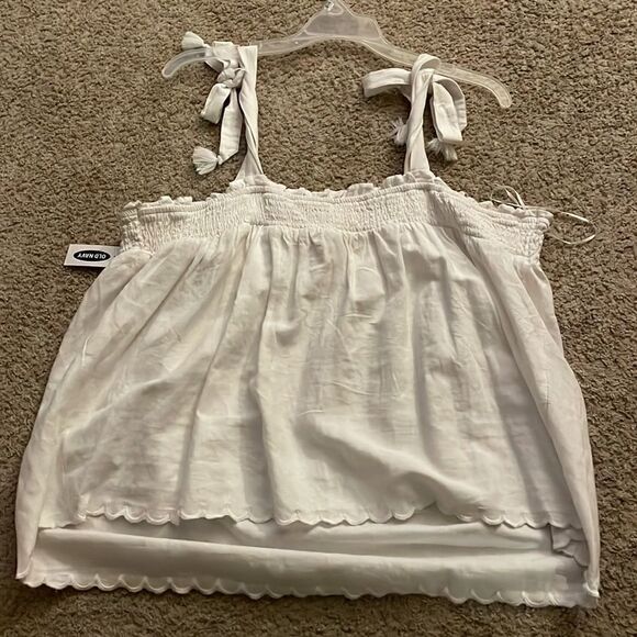 Old Navy Smocked Linen Blend Swing Top - Picture 9 of 9